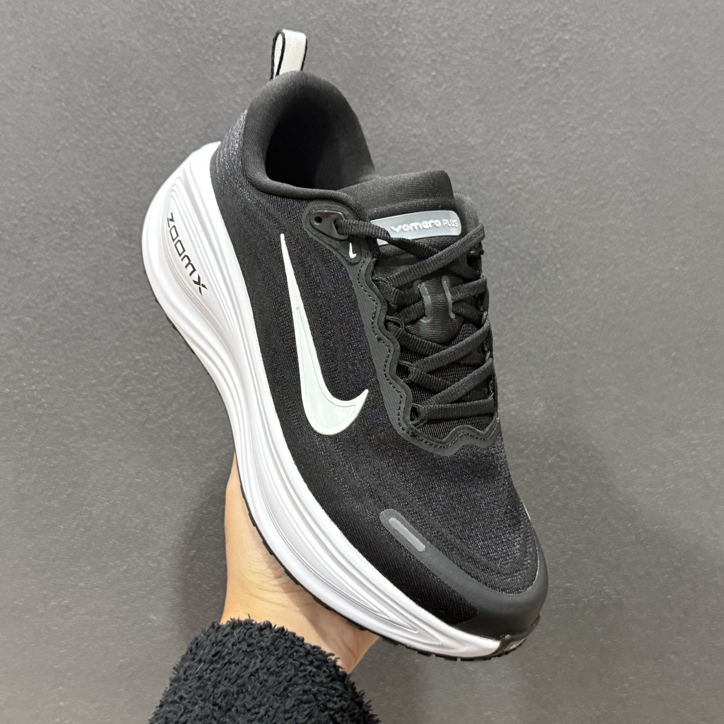 Nike Air Zoom Vomero Plus HV8150-002