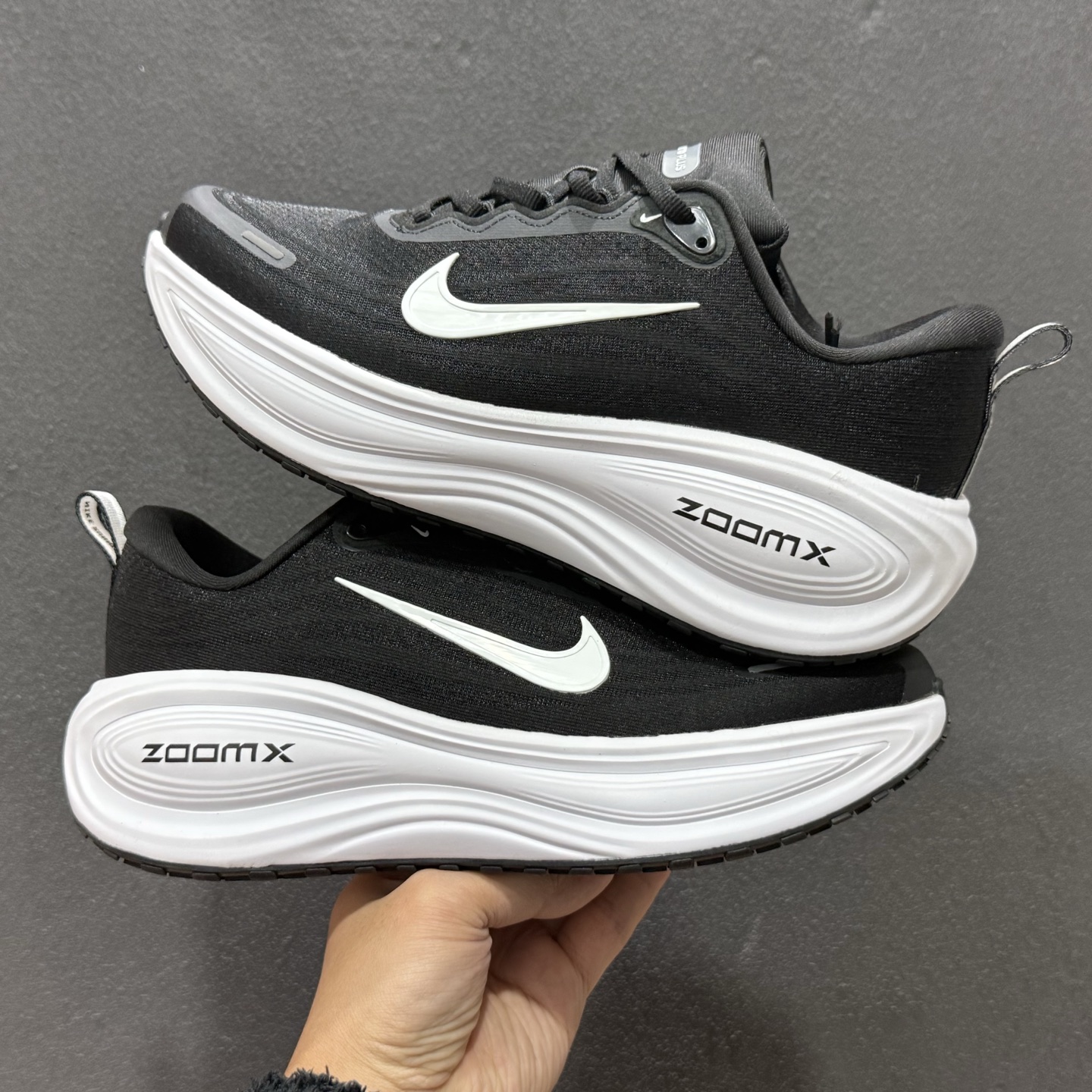 Nike Air Zoom Vomero Plus HV8150-002