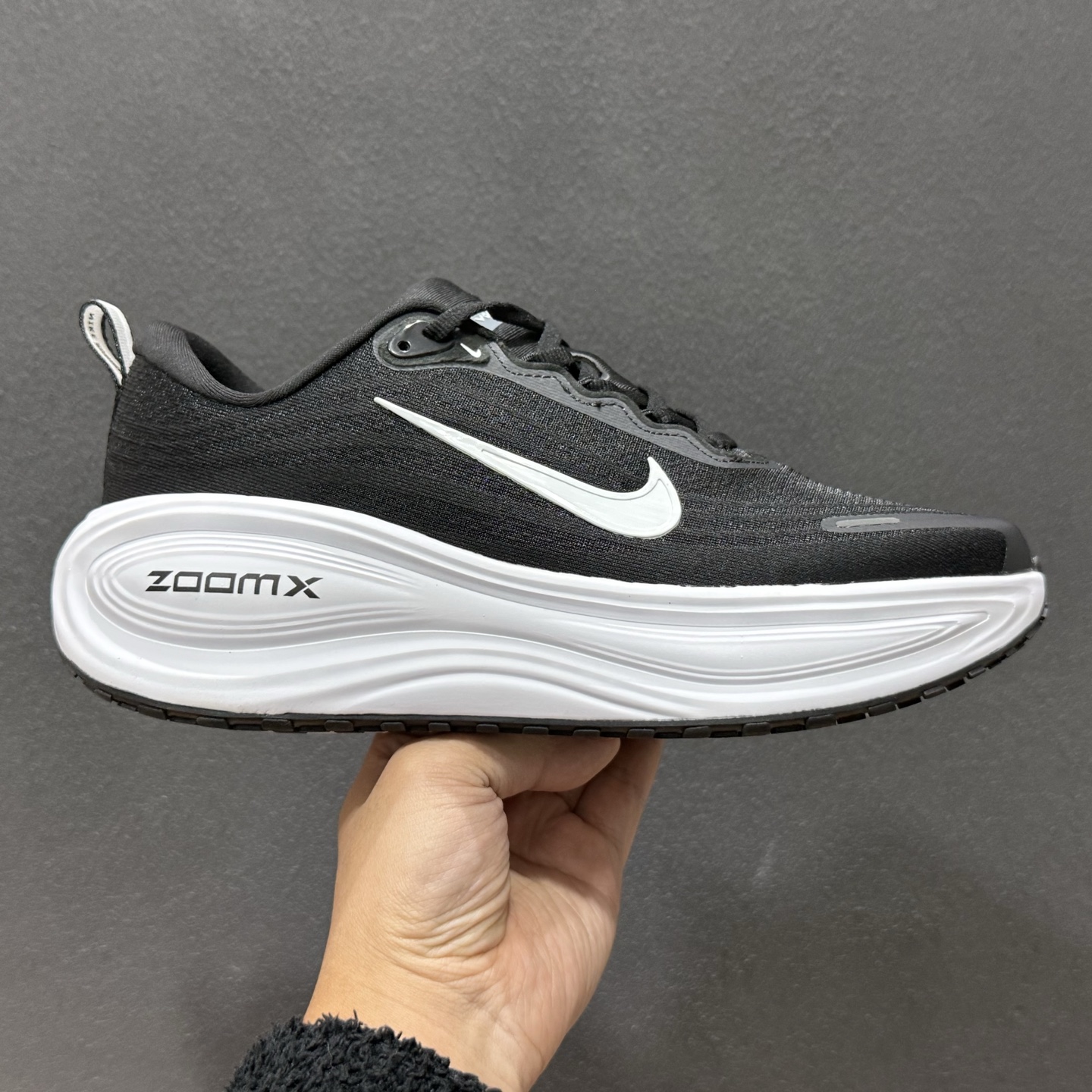 Nike Air Zoom Vomero Plus HV8150-002