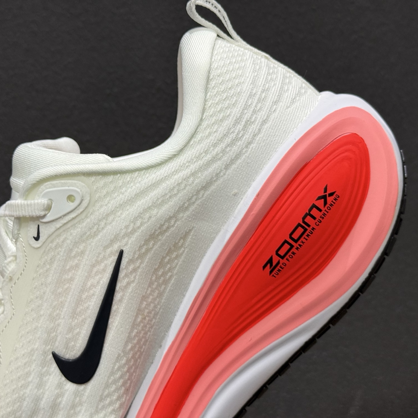 Nike Air Zoom Vomero Plus HV8150-100