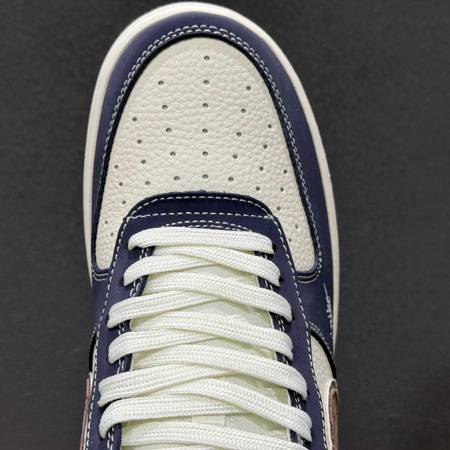 NIke Air Force 1 '07 Low “斯图西联名-蓝棕猪八革”空军一号 低帮 运动鞋 休闲鞋 DF0188-105