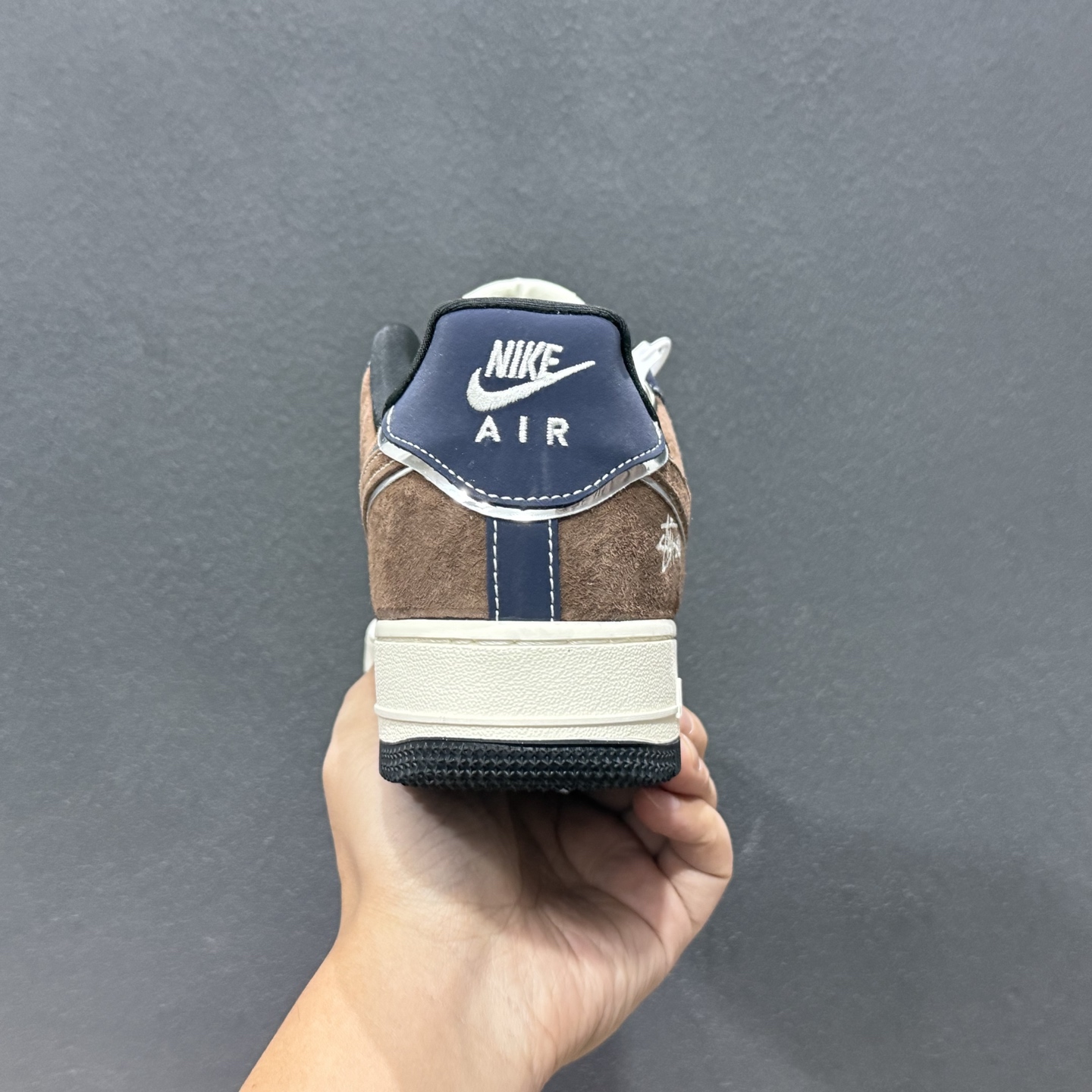 NIke Air Force 1 '07 Low “斯图西联名-蓝棕猪八革”空军一号 低帮 运动鞋 休闲鞋 DF0188-105