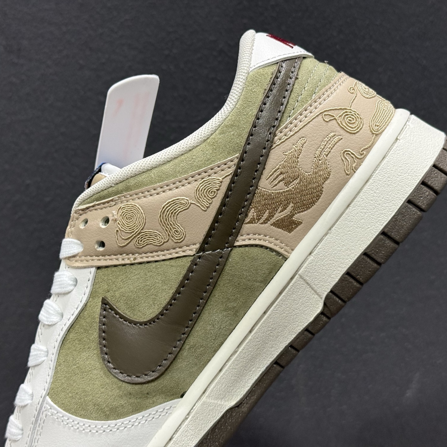 Nike SB Dunk Low“ 马年限定-头层皮” 周年高端定制 低帮休闲板鞋 IQ1118-220