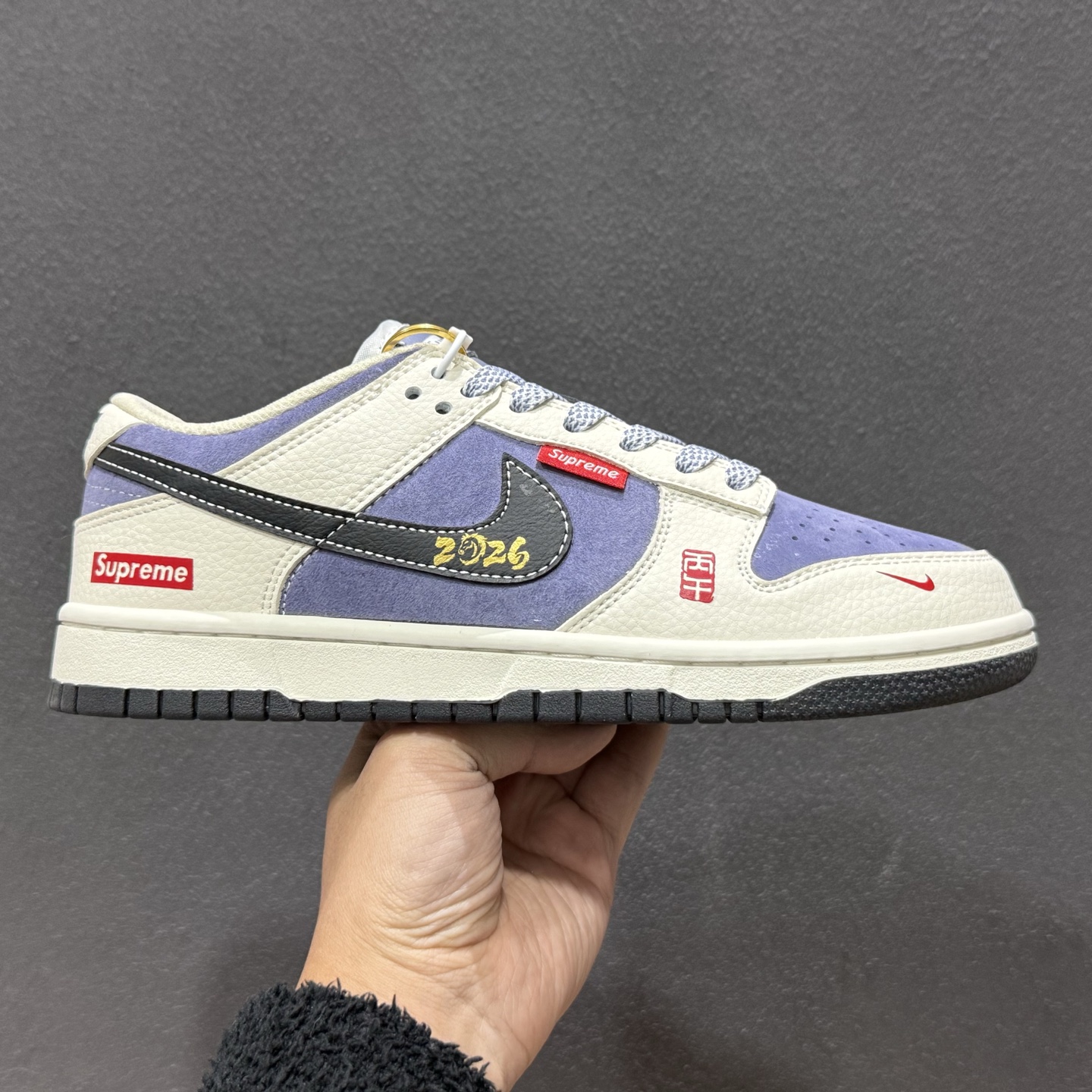 Nike SB Dunk Low“ Supreme联名—马年限定” 周年高端定制 低帮休闲板鞋 DN3168-015