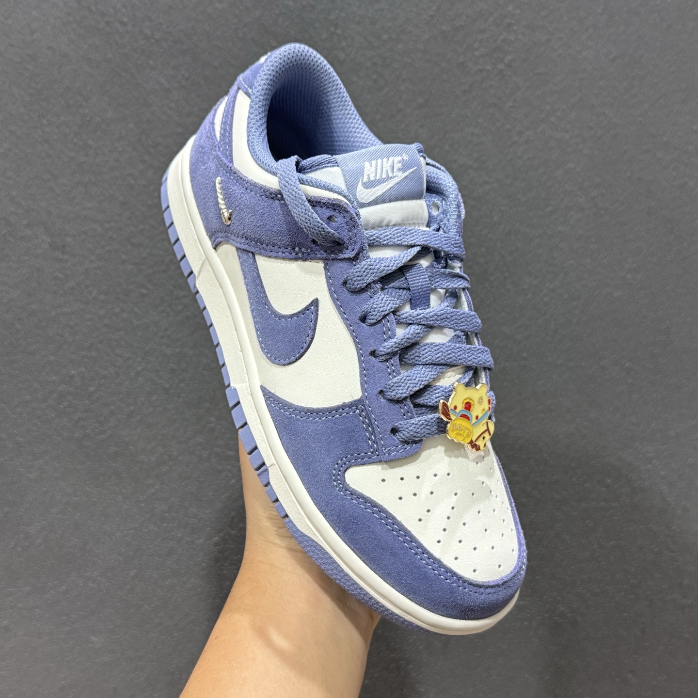 Nike SB Dunk Low 马年 蓝白 低帮休闲板鞋 IB4417-103 Nike SB Dunk Low 马年 蓝白 低帮休闲板鞋 IB4417-103