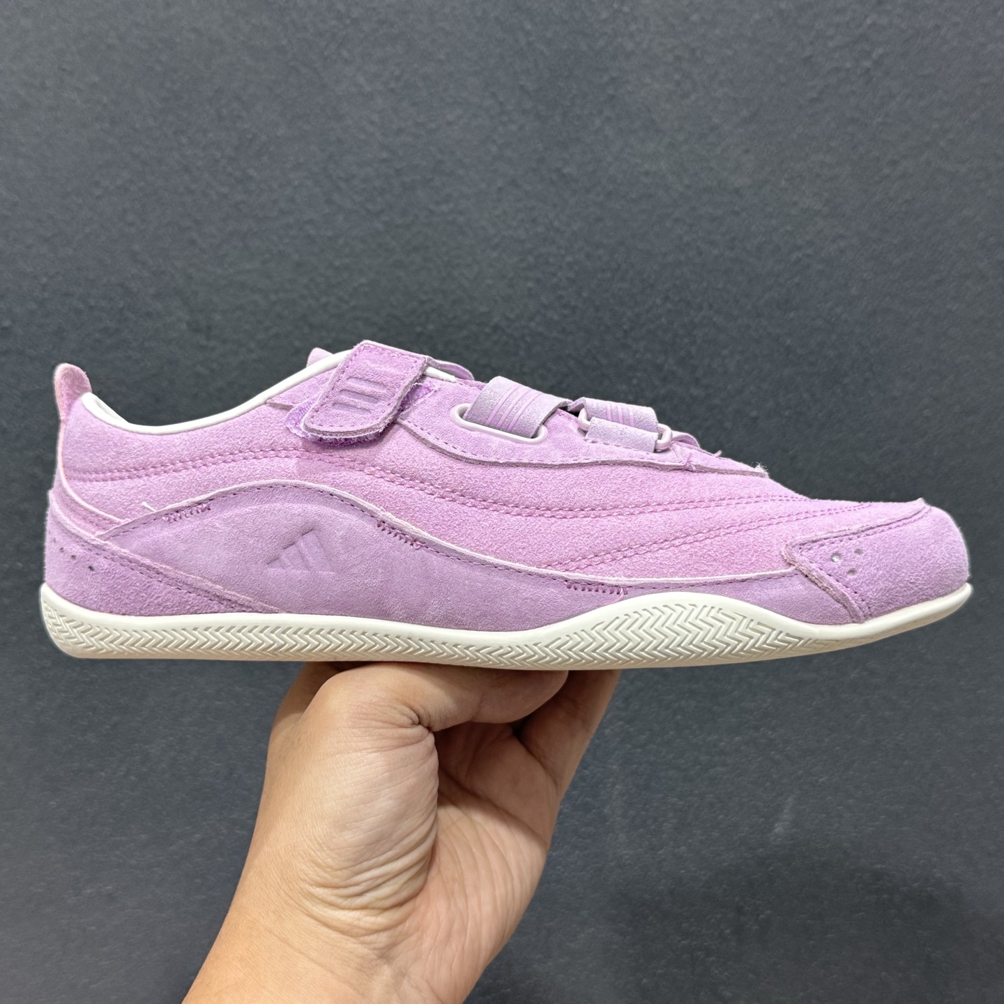 AD 阿迪 Urban Reverie 绑带 复古休闲鞋 KJ4035-126