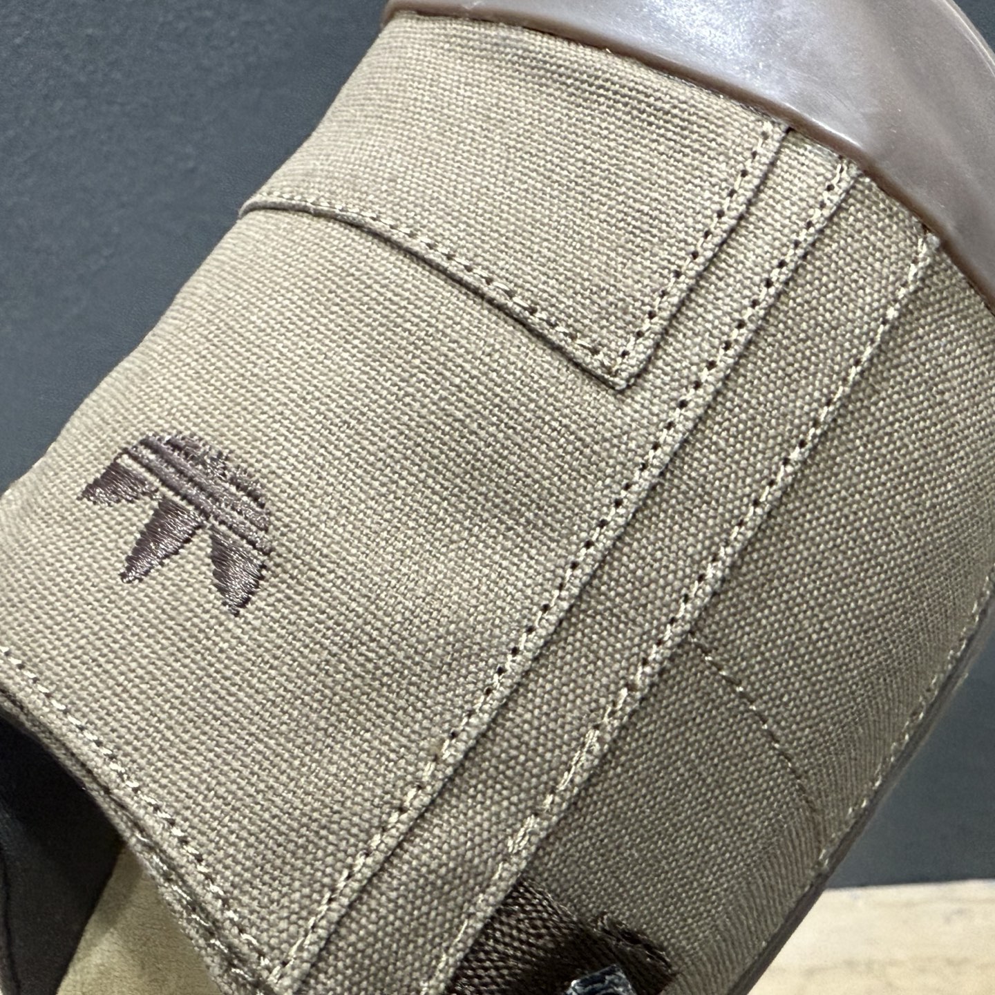 AdidOriginals Adimule JP9189 阿迪穆勒休闲半拖