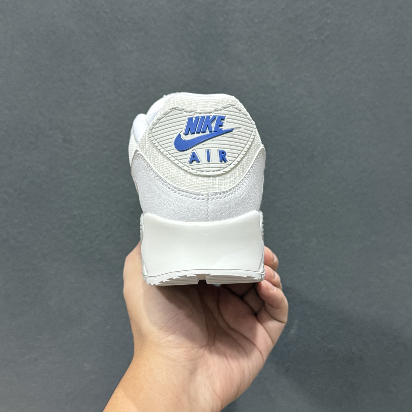 Nike Air Max 90 低帮气垫跑鞋 FZ7186-100