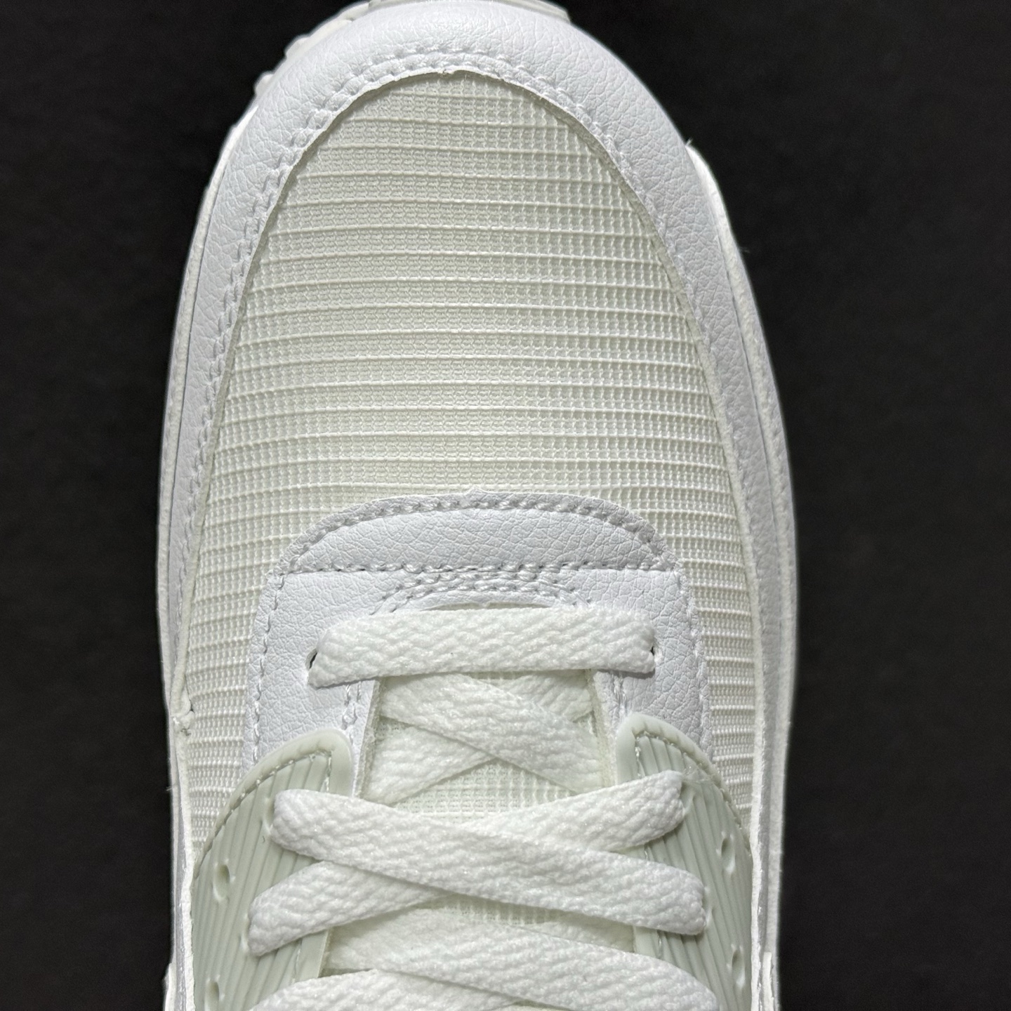 Nike Air Max 90 低帮气垫跑鞋 FZ7186-100