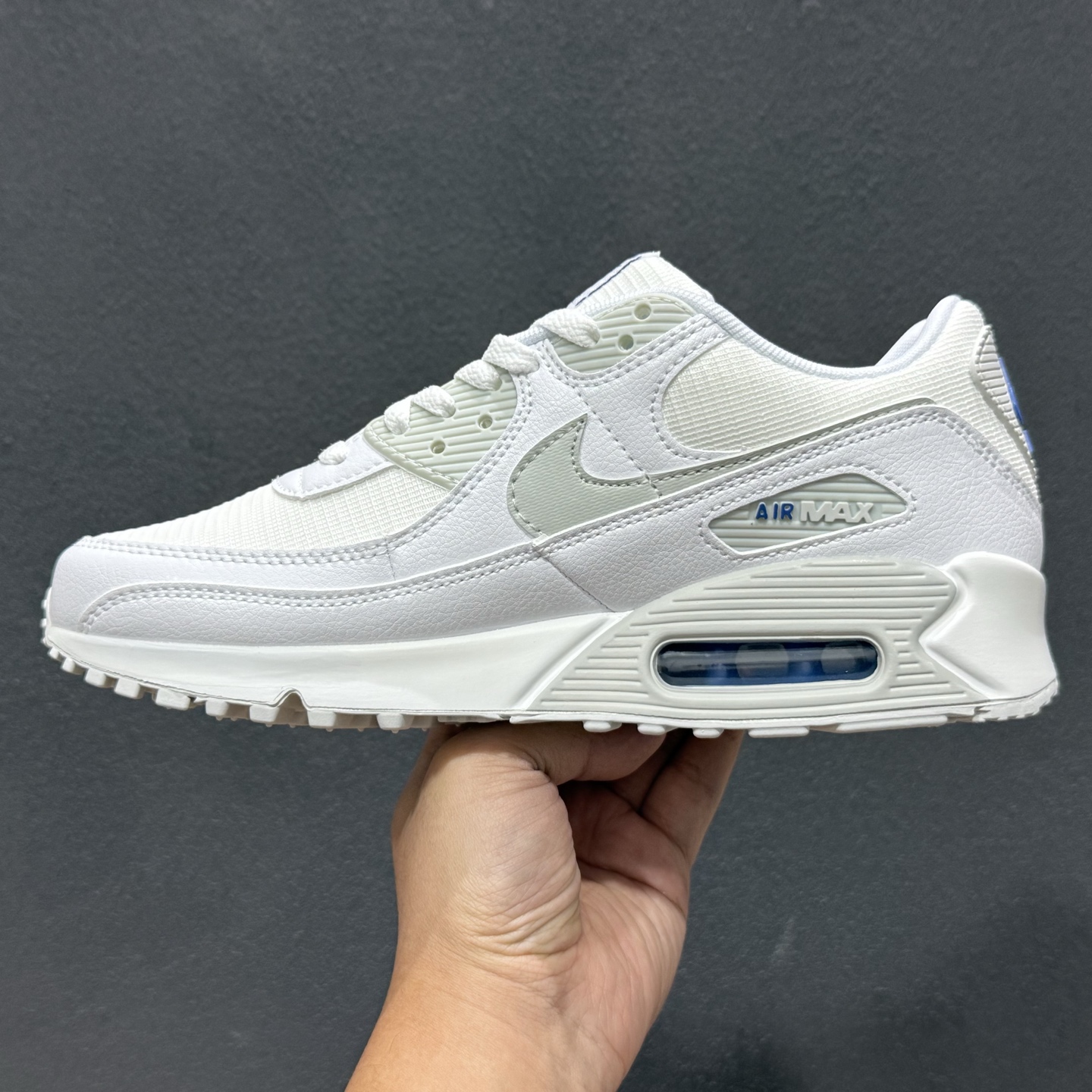 Nike Air Max 90 低帮气垫跑鞋 FZ7186-100