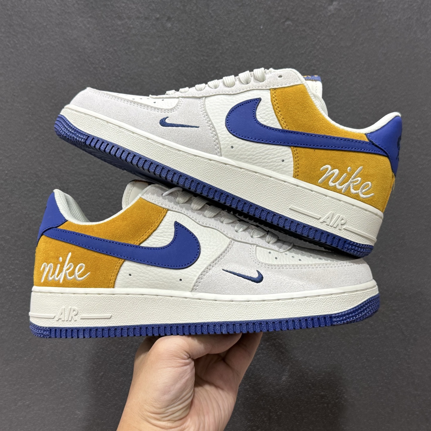 260 NIke Air Force 1 '07 Low 白灰棕蓝拼接 空军一号低帮 HF2794-100-Chinese UA Cheap High Quatity Brand Clothes Bags handbags Sneakers wholesale wholesaler seller from China Factory suppliers Fashion Clothing Shoes best Quality Beautiful Price 260 NIke Air Force 1 '07 Low 白灰棕蓝拼接 空军一号低帮 HF2794-100