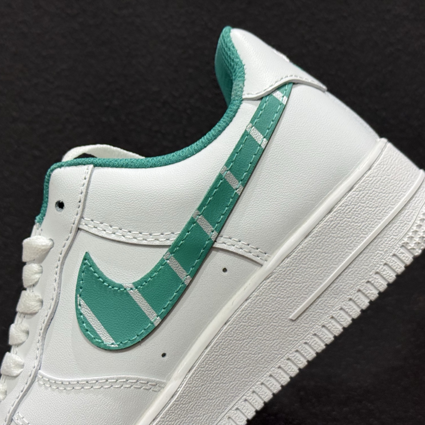NIke Air Force 1 '07 Low “十二生肖”空军一号 低帮 运动鞋 CW2288-111 NIke Air Force 1 '07 Low “十二生肖”空军一号 低帮 运动鞋 CW2288-111