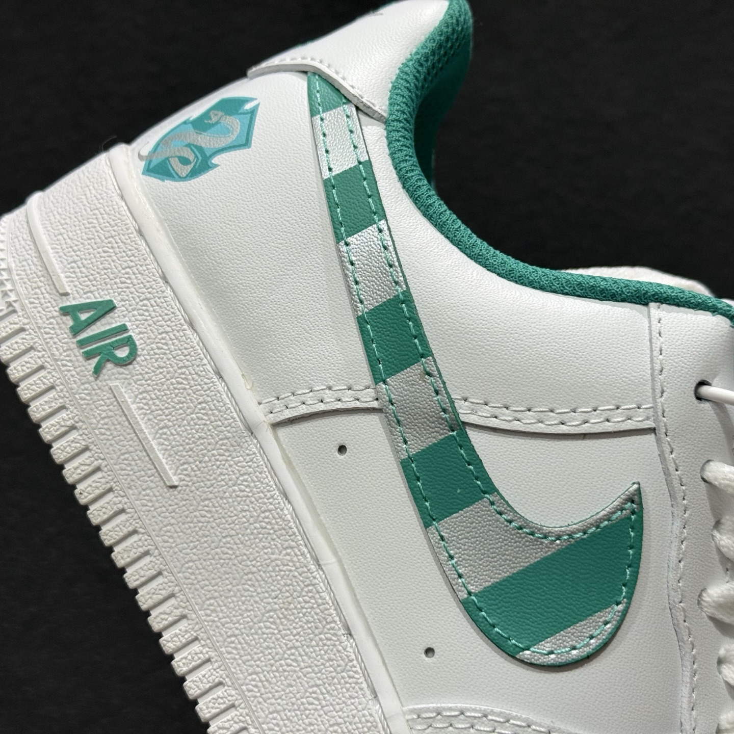 NIke Air Force 1 '07 Low “十二生肖”空军一号 低帮 运动鞋 CW2288-111 NIke Air Force 1 '07 Low “十二生肖”空军一号 低帮 运动鞋 CW2288-111