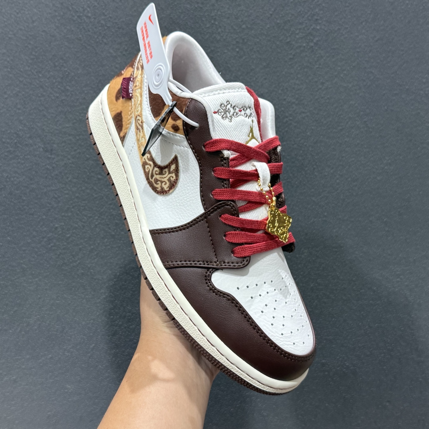220 H11顶级版本 Nike AIR JORDAN 1 LOW SE IQ5321-121-Chinese UA Cheap High Quatity Brand Clothes Bags handbags Sneakers wholesale wholesaler seller from China Factory suppliers Fashion Clothing Shoes best Quality Beautiful Price 220 H11顶级版本 Nike AIR JORDAN 1 LOW SE IQ5321-121