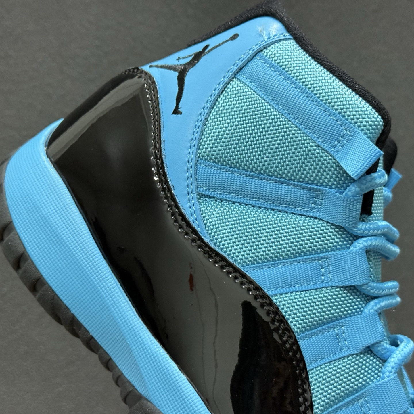 Air Jordan 11 Retro AJ11 乔11蓝黑 CT8012-440 Air Jordan 11 Retro AJ11 乔11蓝黑 CT8012-440