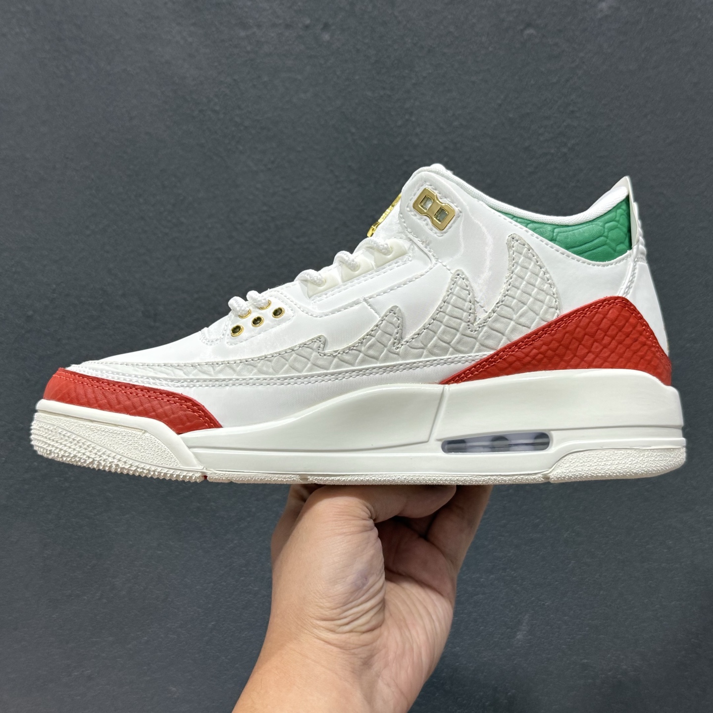 Air Jordan 3 Mexico ”El Vuelo” AJ3 乔3墨西哥限定 IO1752-100 Air Jordan 3 Mexico ”El Vuelo” AJ3 乔3墨西哥限定 IO1752-100