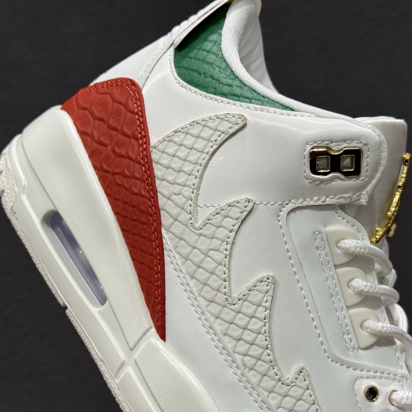 Air Jordan 3 Mexico ”El Vuelo” AJ3 乔3墨西哥限定 IO1752-100 Air Jordan 3 Mexico ”El Vuelo” AJ3 乔3墨西哥限定 IO1752-100