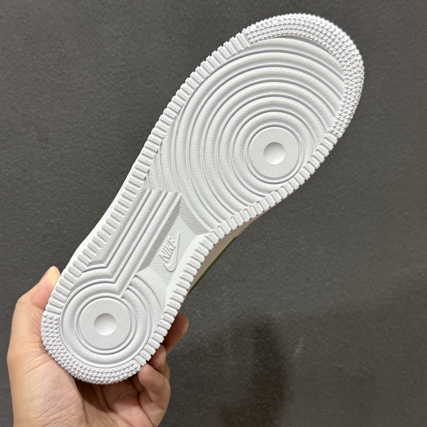 爆款定制 二次元主题 Nike Air Force 1 Low’07 棕绿序章 空军一号低帮休闲板鞋 ZH0316-130 爆款定制 二次元主题 Nike Air Force 1 Low’07 棕绿序章 空军一号低帮休闲板鞋 ZH0316-130