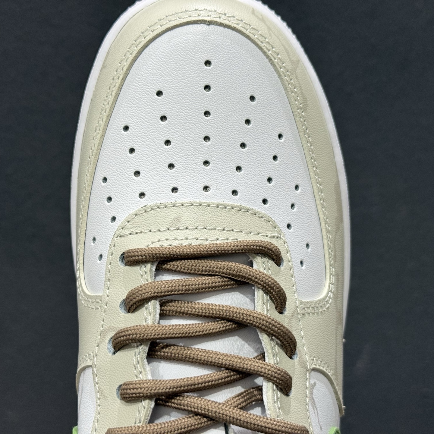 爆款定制 二次元主题 Nike Air Force 1 Low’07 棕绿序章 空军一号低帮休闲板鞋 ZH0316-130 爆款定制 二次元主题 Nike Air Force 1 Low’07 棕绿序章 空军一号低帮休闲板鞋 ZH0316-130