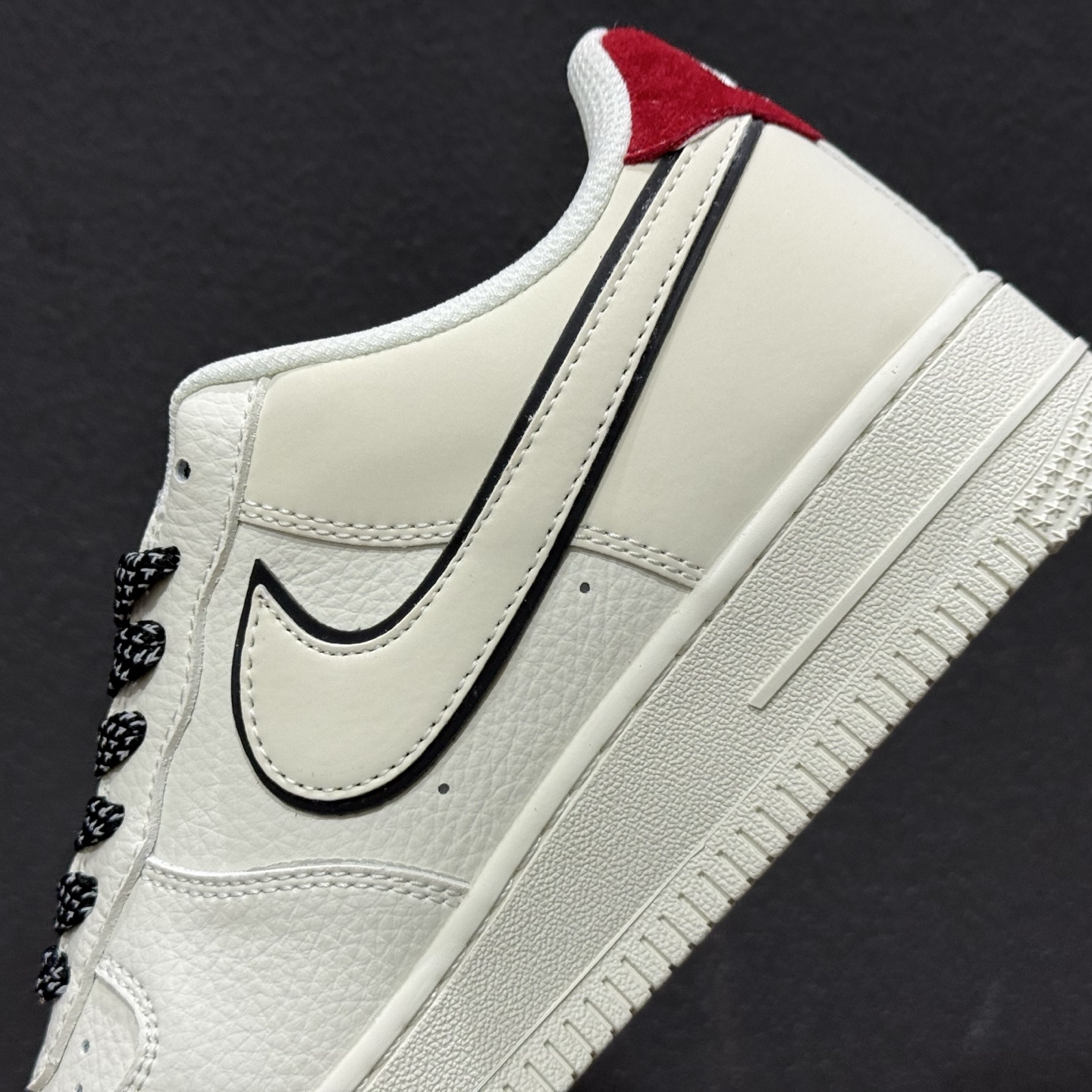 NIke Air Force 1 '07 Low 北面联名-米白小勾 空军一号低帮 运动鞋 CS5288-059 NIke Air Force 1 '07 Low 北面联名-米白小勾 空军一号低帮 运动鞋 CS5288-059