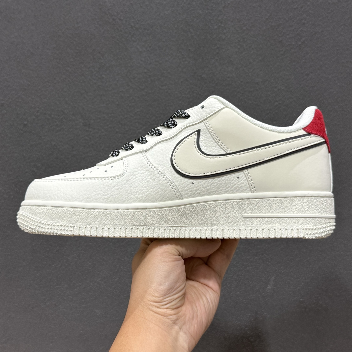 NIke Air Force 1 '07 Low 北面联名-米白小勾 空军一号低帮 运动鞋 CS5288-059 NIke Air Force 1 '07 Low 北面联名-米白小勾 空军一号低帮 运动鞋 CS5288-059