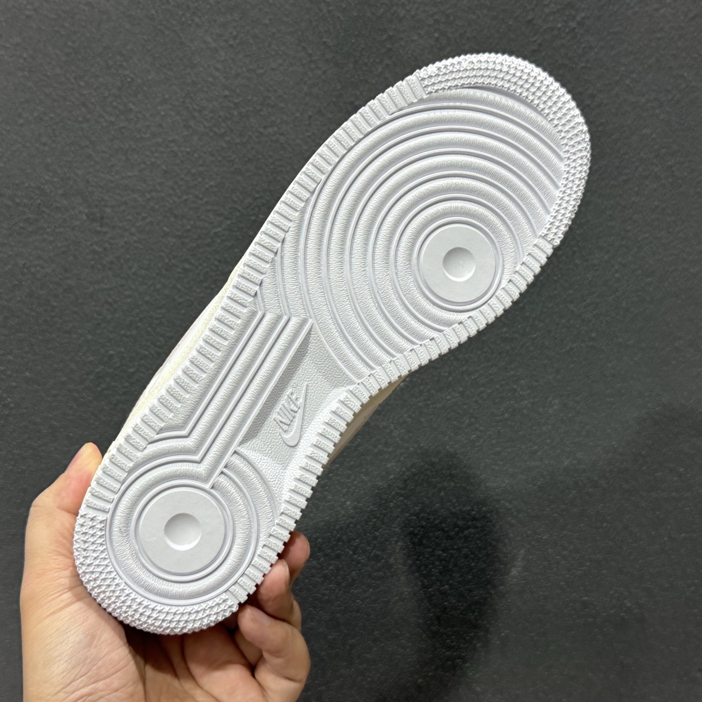 爆款定制 二次元主题 Nike Air Force 1 Low’07 蔷薇之吻 空军一号低帮休闲板鞋 ZH0316-150 爆款定制 二次元主题 Nike Air Force 1 Low’07 蔷薇之吻 空军一号低帮休闲板鞋 ZH0316-150