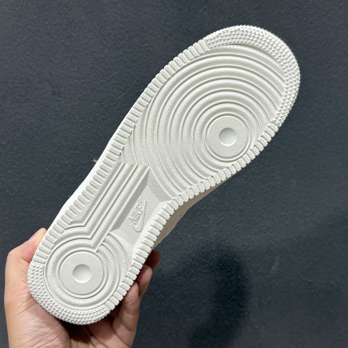 Nike Air Force 1'07 Low 马年Diy 空军一号低帮休闲板鞋 IQ1143-100 Nike Air Force 1'07 Low 马年Diy 空军一号低帮休闲板鞋 IQ1143-100