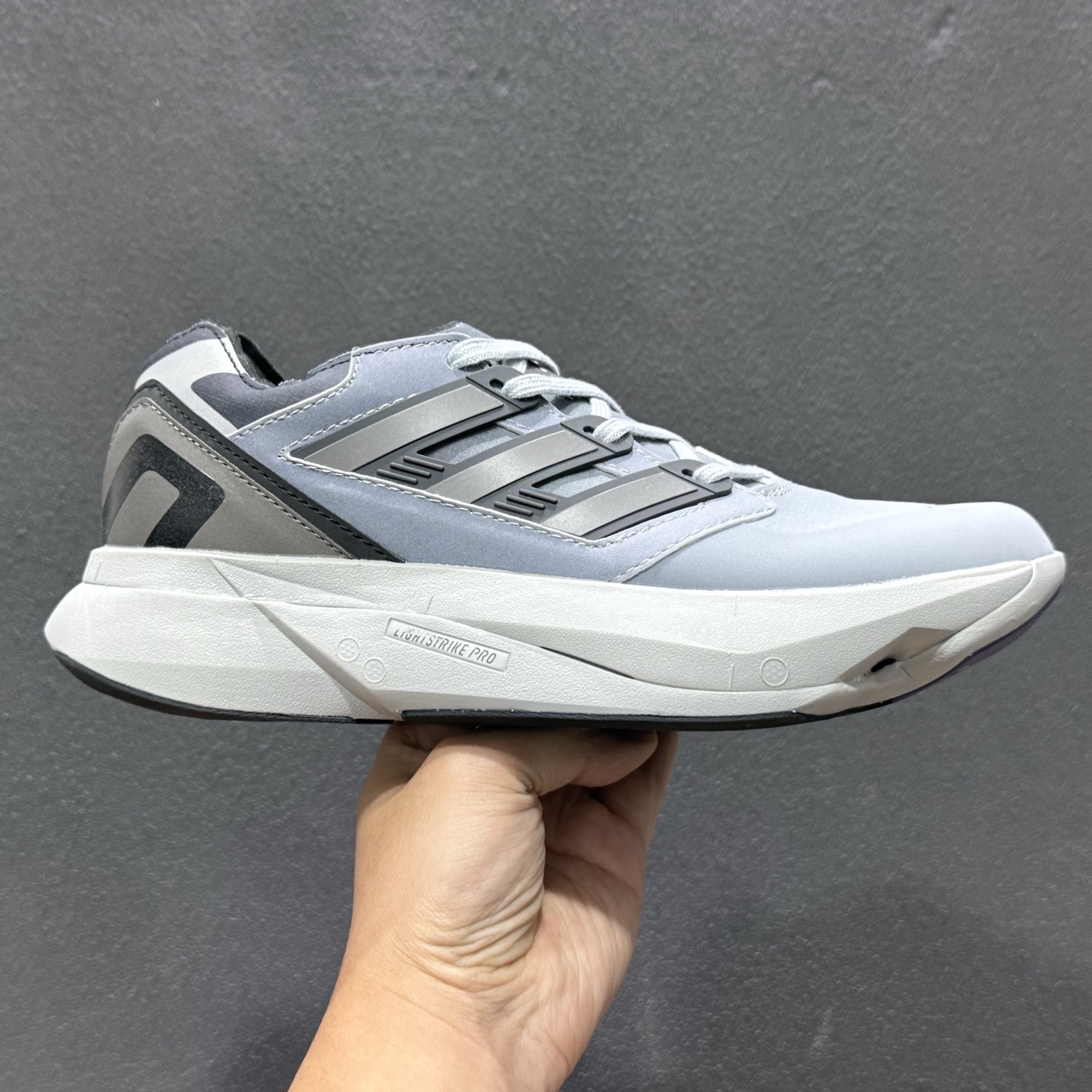 ADIDAS EQUIPMENT ADIOS PRO 舒适百搭防滑耐磨 阿迪达斯 低帮跑步鞋 JQ3270-111 ADIDAS EQUIPMENT ADIOS PRO 舒适百搭防滑耐磨 阿迪达斯 低帮跑步鞋 JQ3270-111