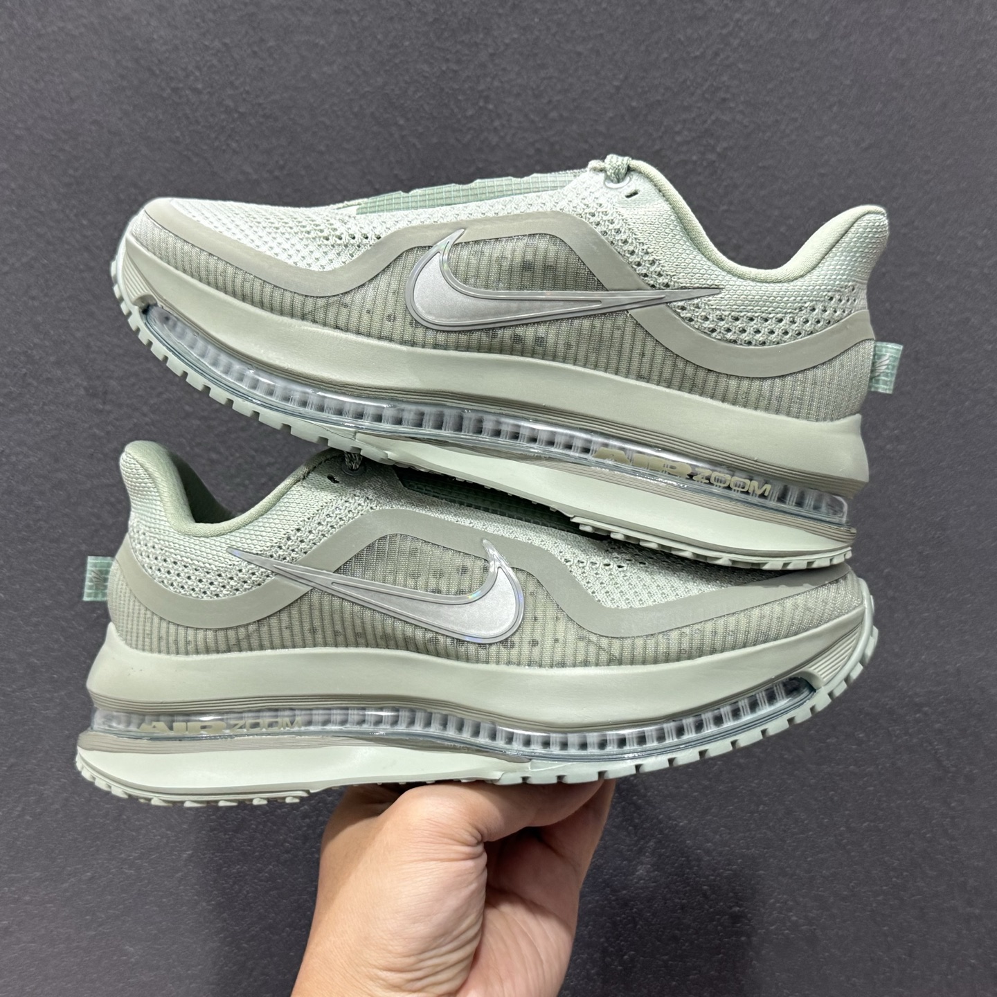 独家实拍Nike Air Zoom Pegasus Premium 耐克网面全掌气垫缓震跑鞋 HQ2592-300
