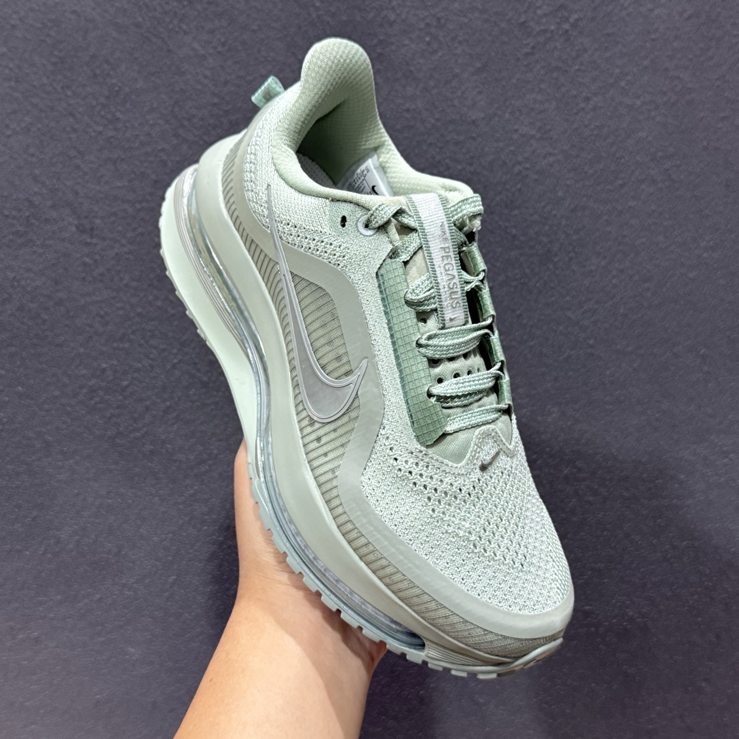 独家实拍Nike Air Zoom Pegasus Premium 耐克网面全掌气垫缓震跑鞋 HQ2592-300