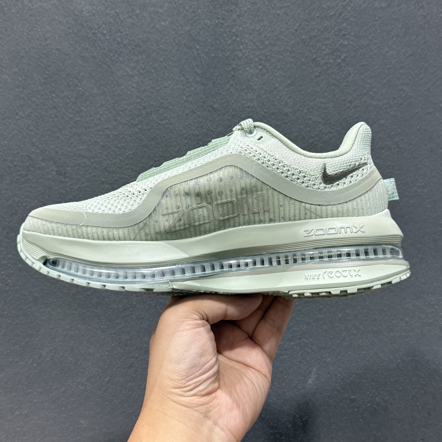 独家实拍Nike Air Zoom Pegasus Premium 耐克网面全掌气垫缓震跑鞋 HQ2592-300