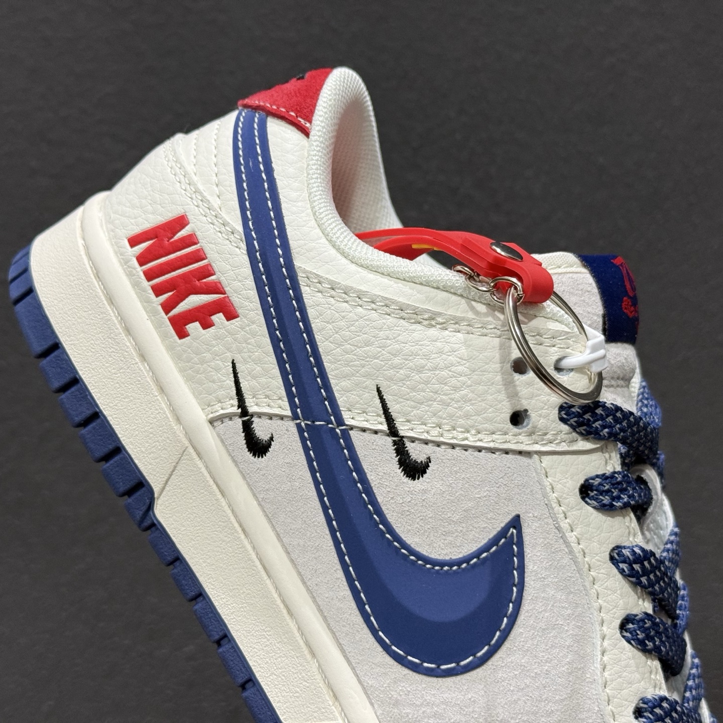 Nike SB Dunk Low Supreme联名 马年限定 周年高端定制 低帮休闲板鞋 FC7688-204