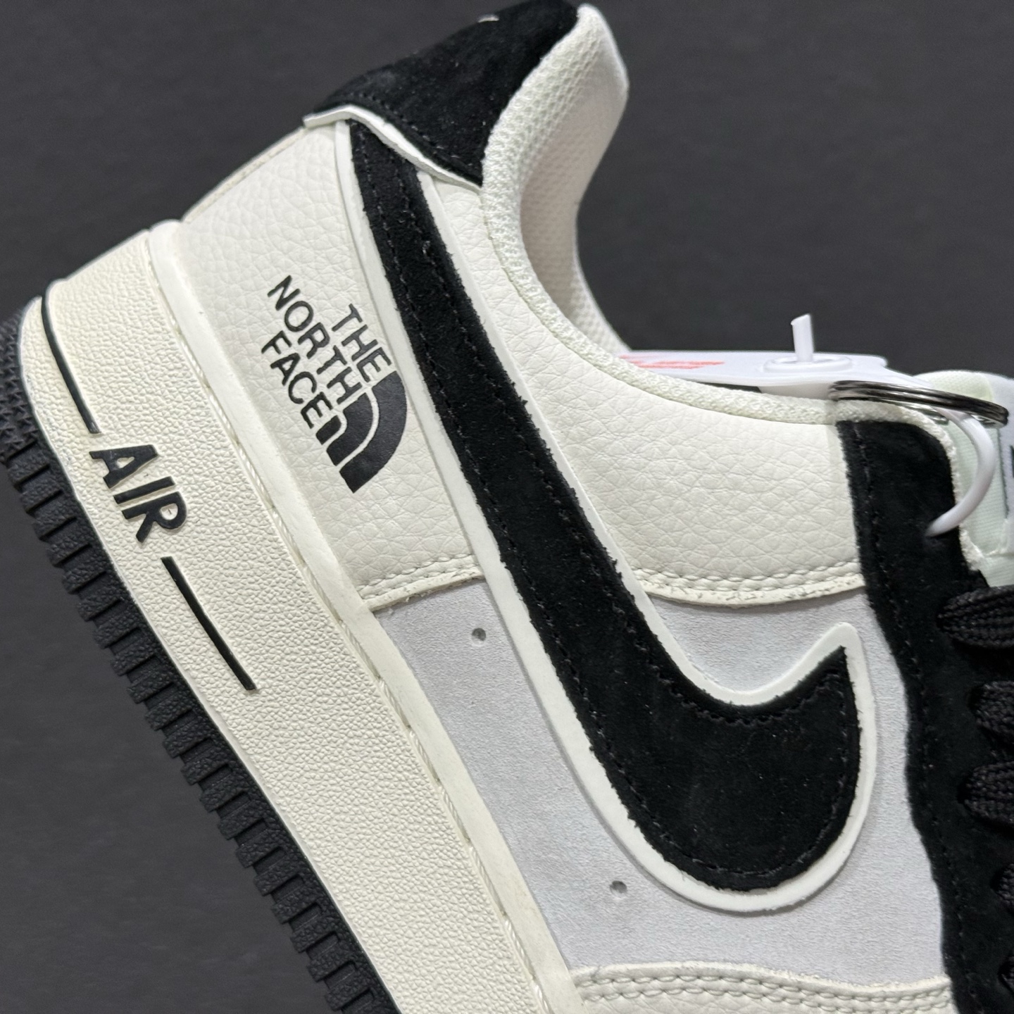 NK Air Force 1 空军一号 XL1982-332 NK Air Force 1 空军一号 XL1982-332