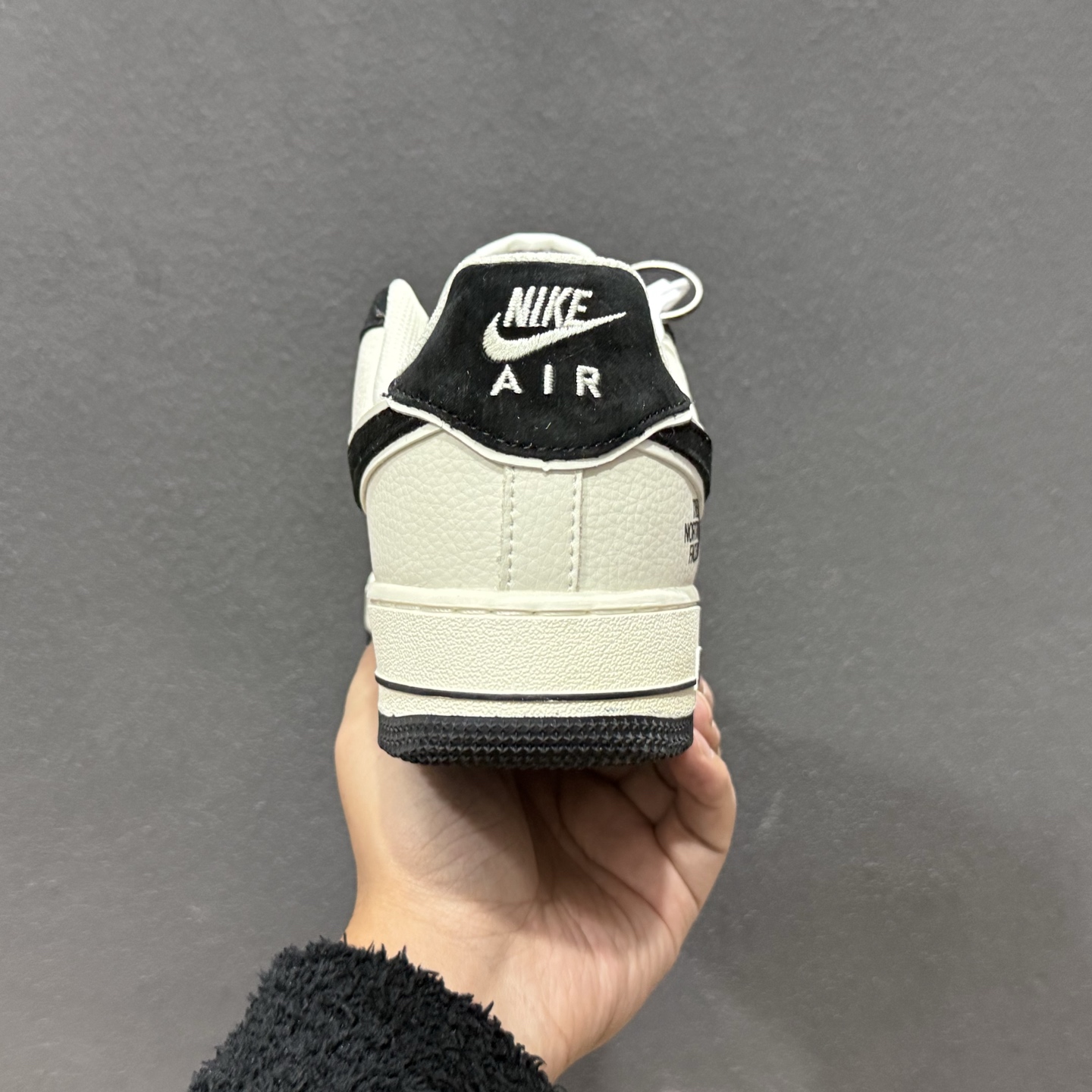 NK Air Force 1 空军一号 XL1982-332 NK Air Force 1 空军一号 XL1982-332