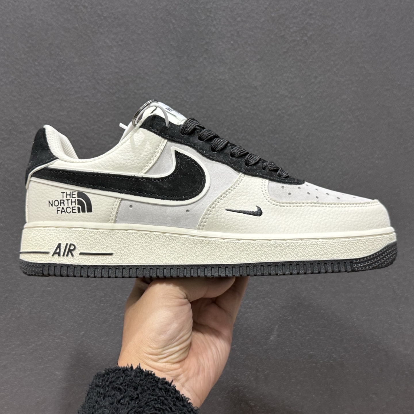 NK Air Force 1 空军一号 XL1982-332 NK Air Force 1 空军一号 XL1982-332