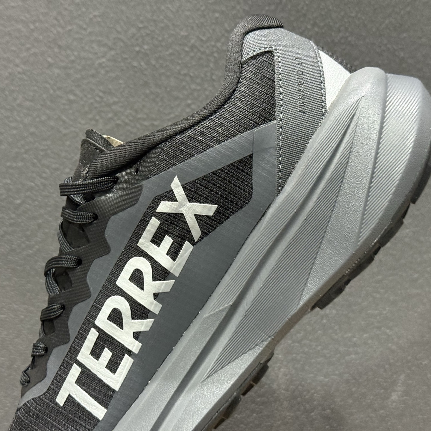 Adidas TERREX AGRAVIC LT 阿迪达斯 系带缓震轻质舒适百搭运动鞋 KK1871-620