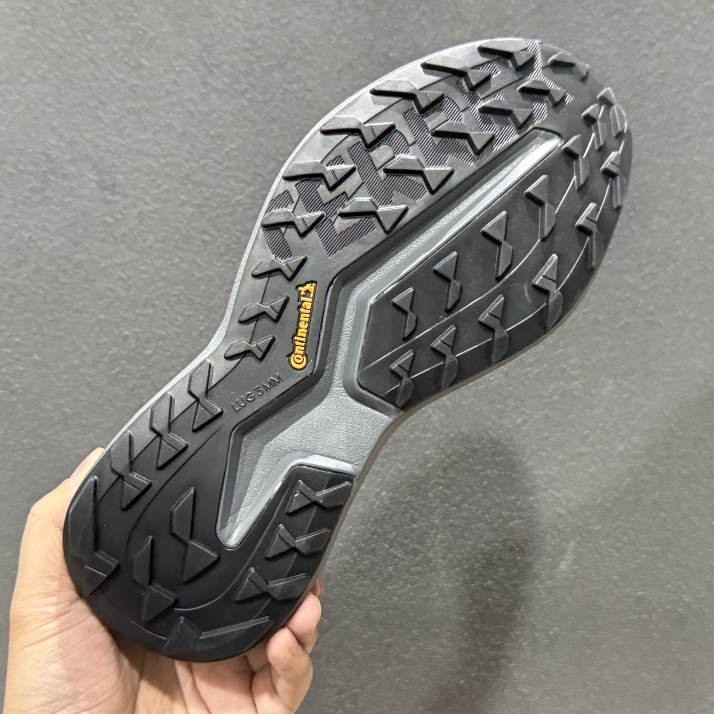 Adidas TERREX AGRAVIC LT 阿迪达斯 系带缓震轻质舒适百搭运动鞋 KK1871-620