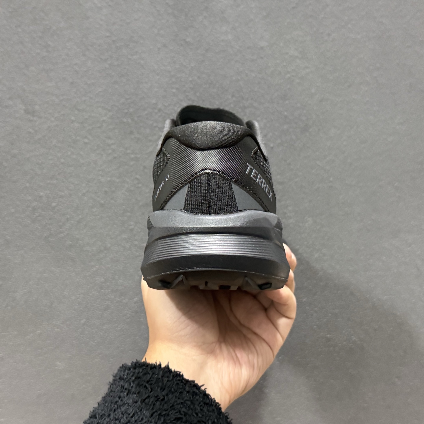 Adidas TERREX AGRAVIC LT 阿迪达斯 系带缓震轻质舒适百搭运动鞋 KK1870-620