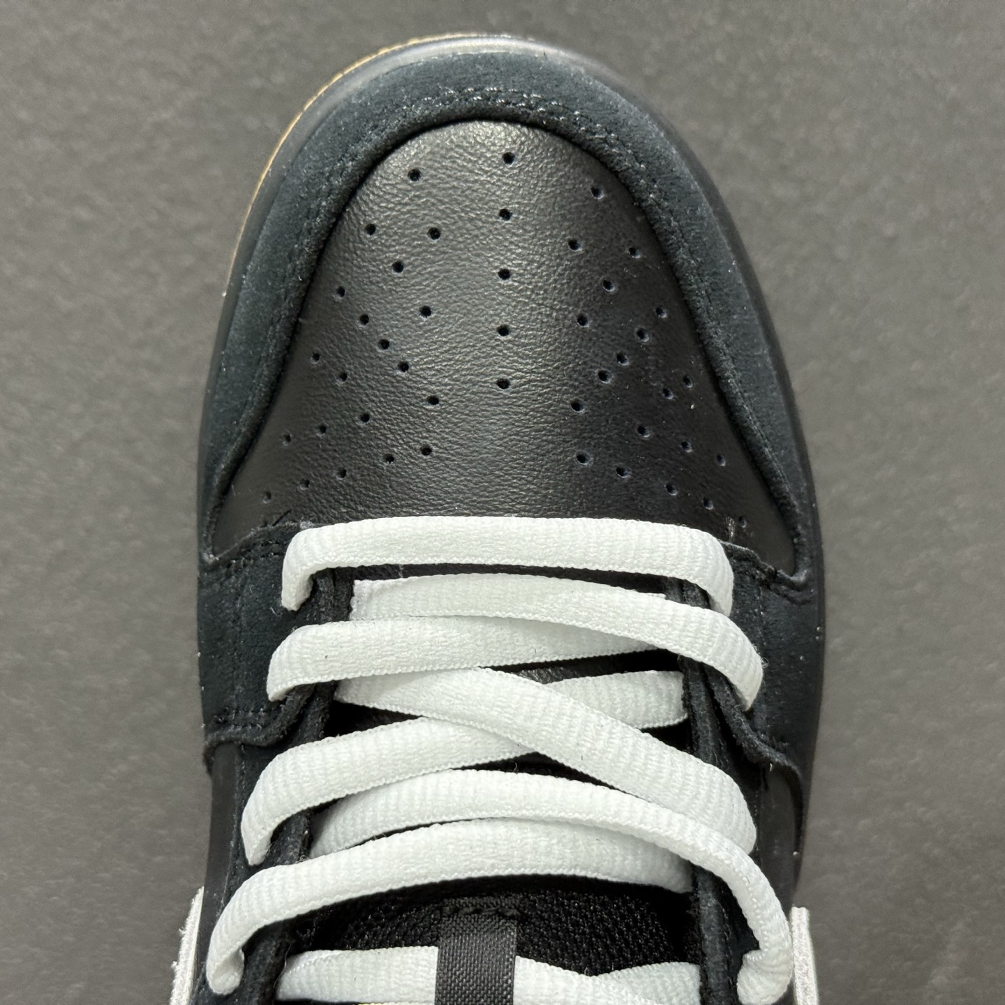 Nike Dunk SB LOW PRO “Black Suede/White/Gume” 黑白生胶 黑白棕 HF3704-003