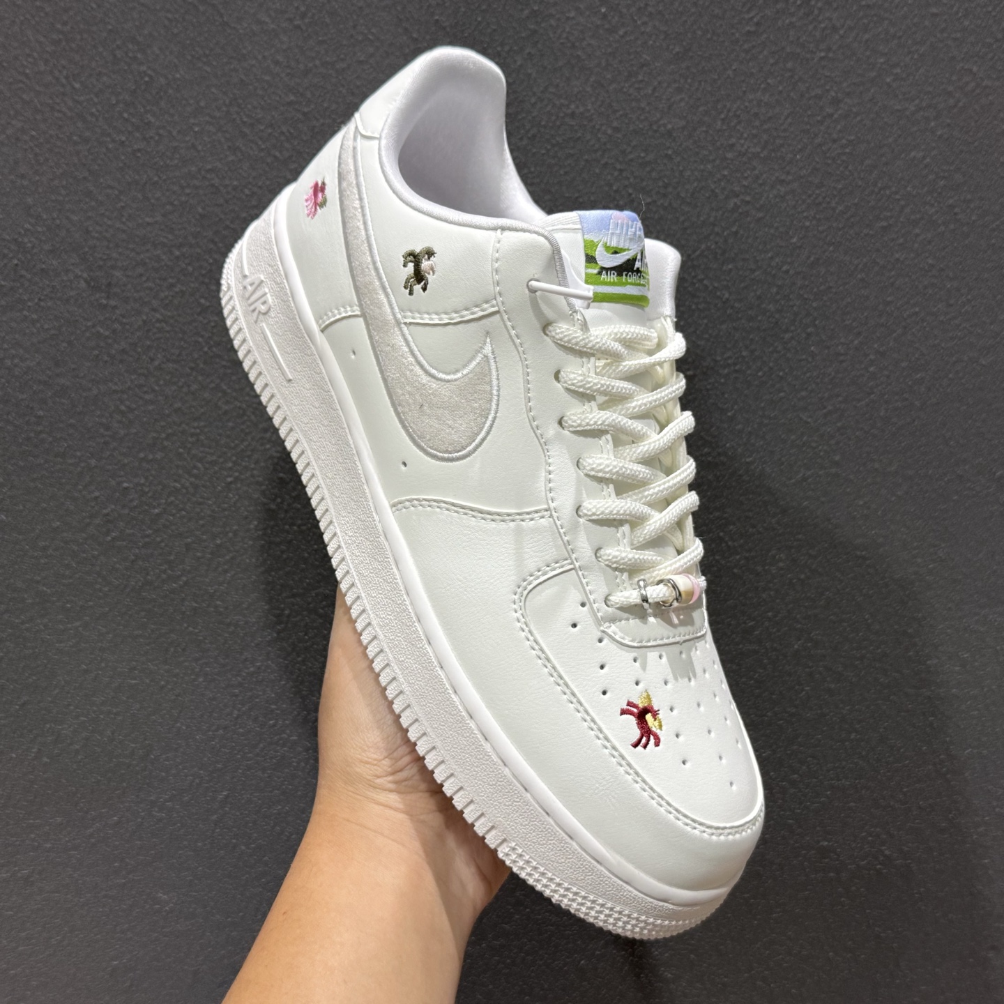 Nike Air Force 1 Low 马年限定 IQ1143-100