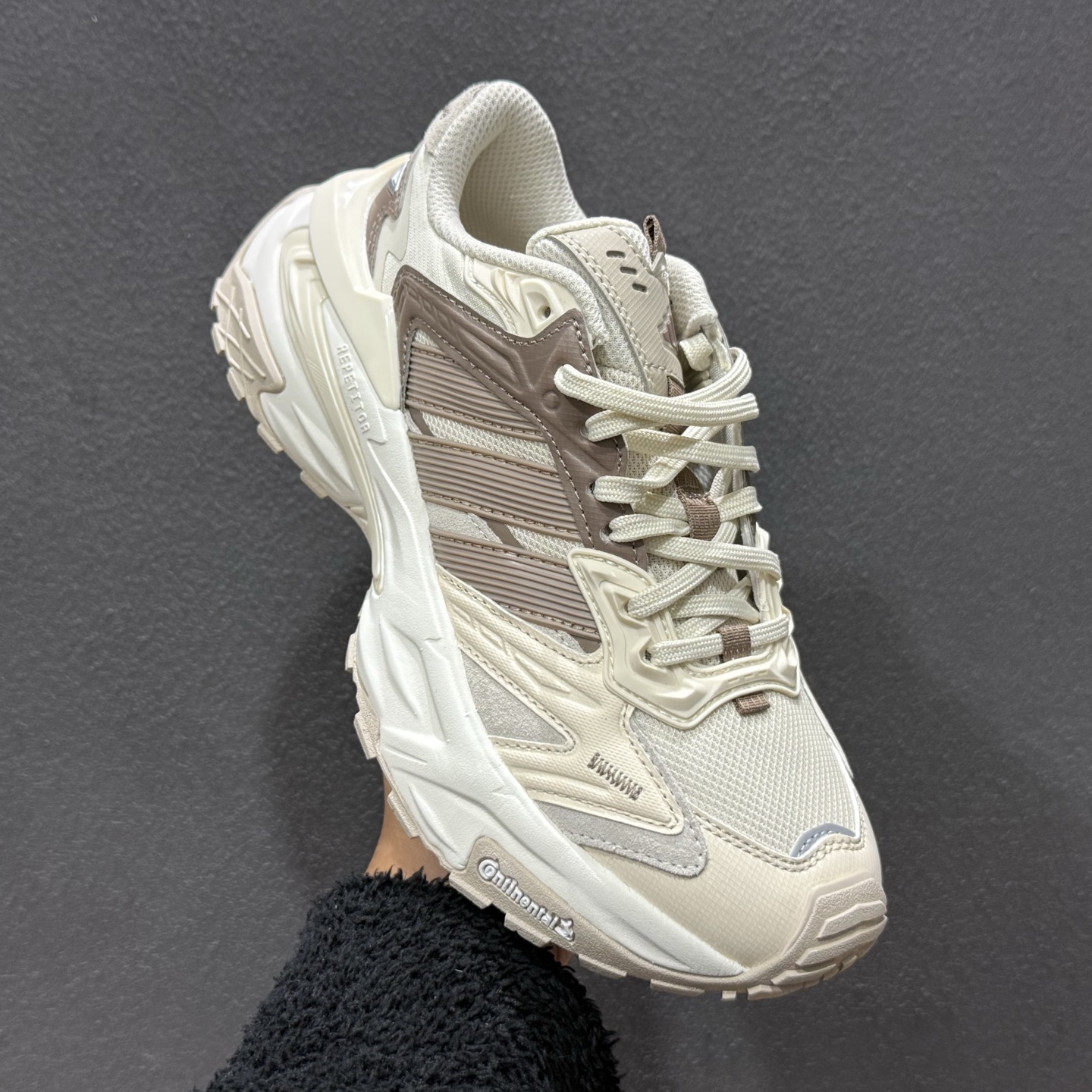 Adidas XLG StoEdge 阿迪复古透气休闲运动鞋 KK1003-219