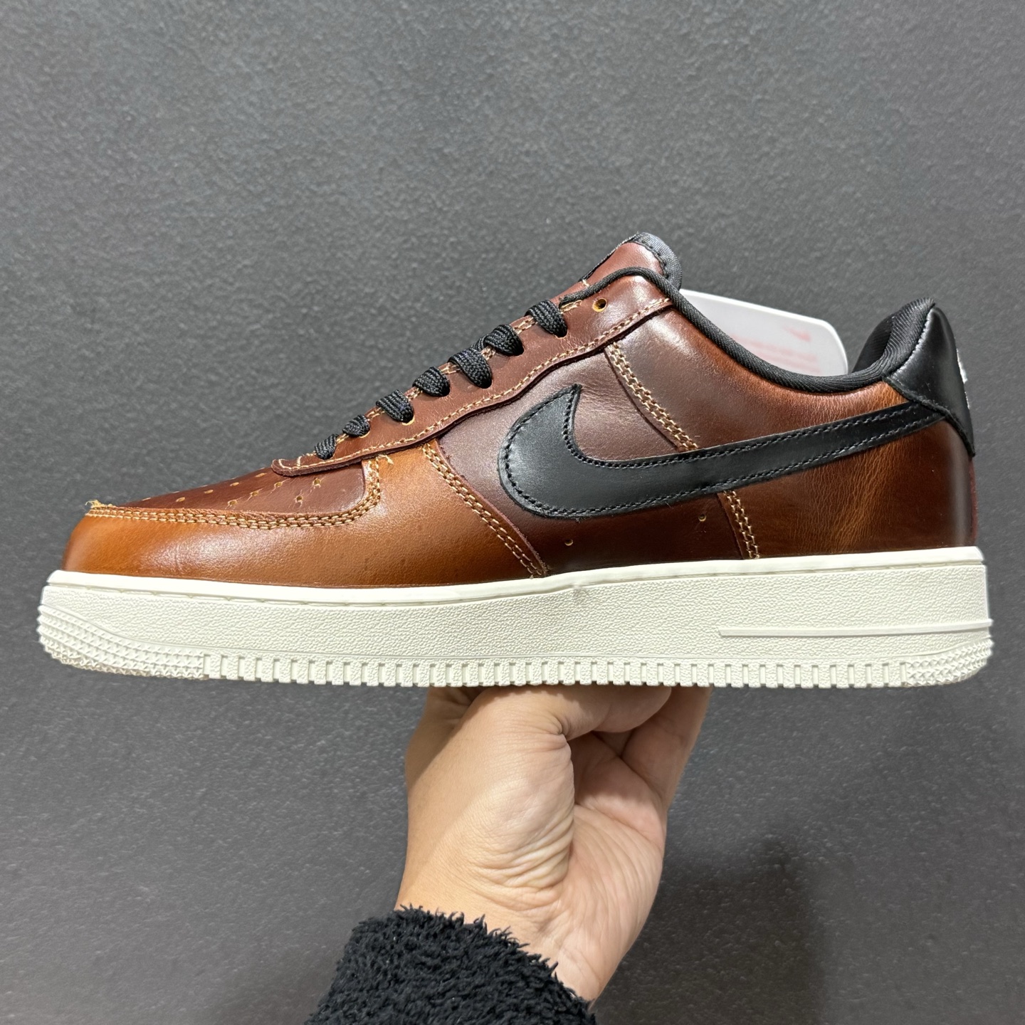 NIke Air Force 1 '07 Low “LV联名--棕黑白底” 空军一号低帮 运动鞋 DF0188-120