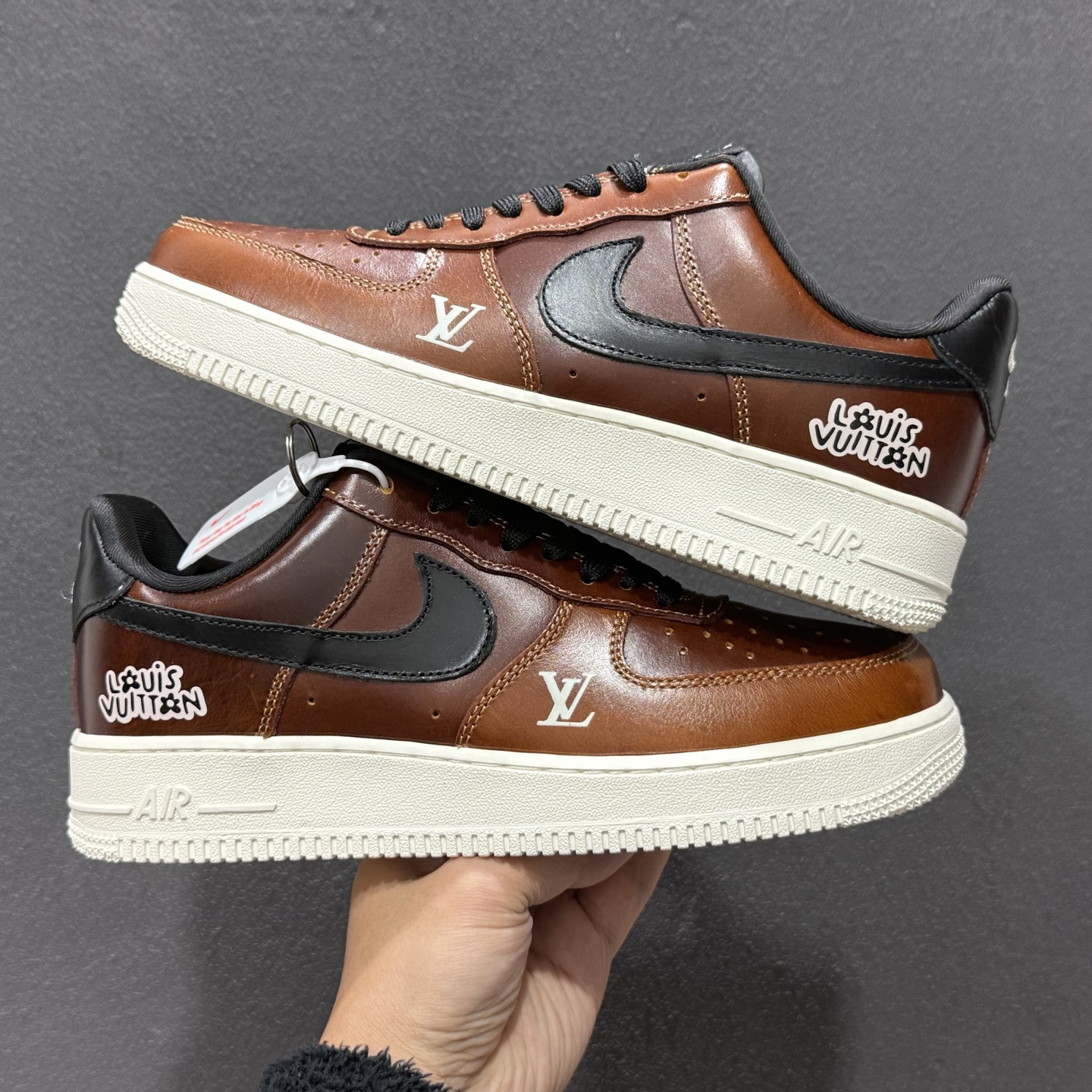 NIke Air Force 1 '07 Low “LV联名--棕黑白底” 空军一号低帮 运动鞋 DF0188-120