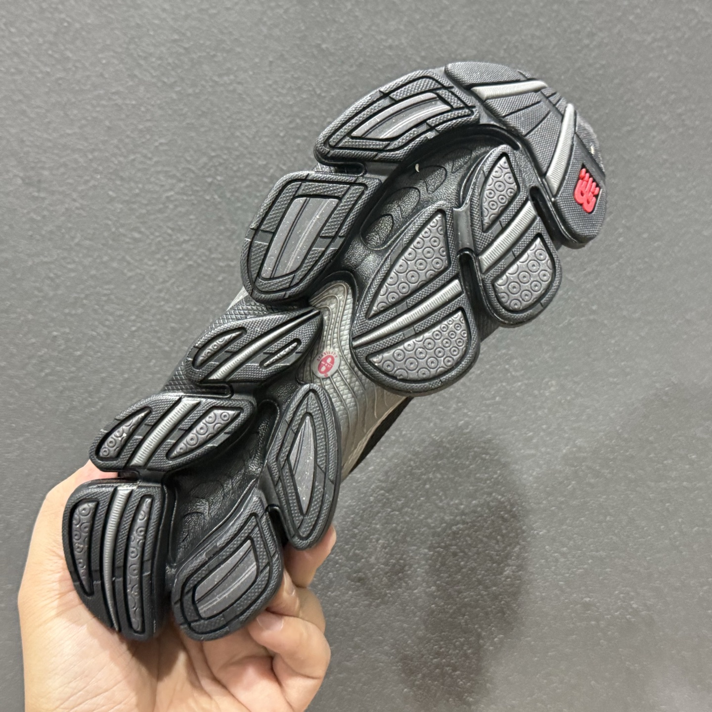 New Balance 新百伦 M2000系列 时尚百搭 织物人造革猪皮减震防滑耐磨低帮跑鞋 U200028K
