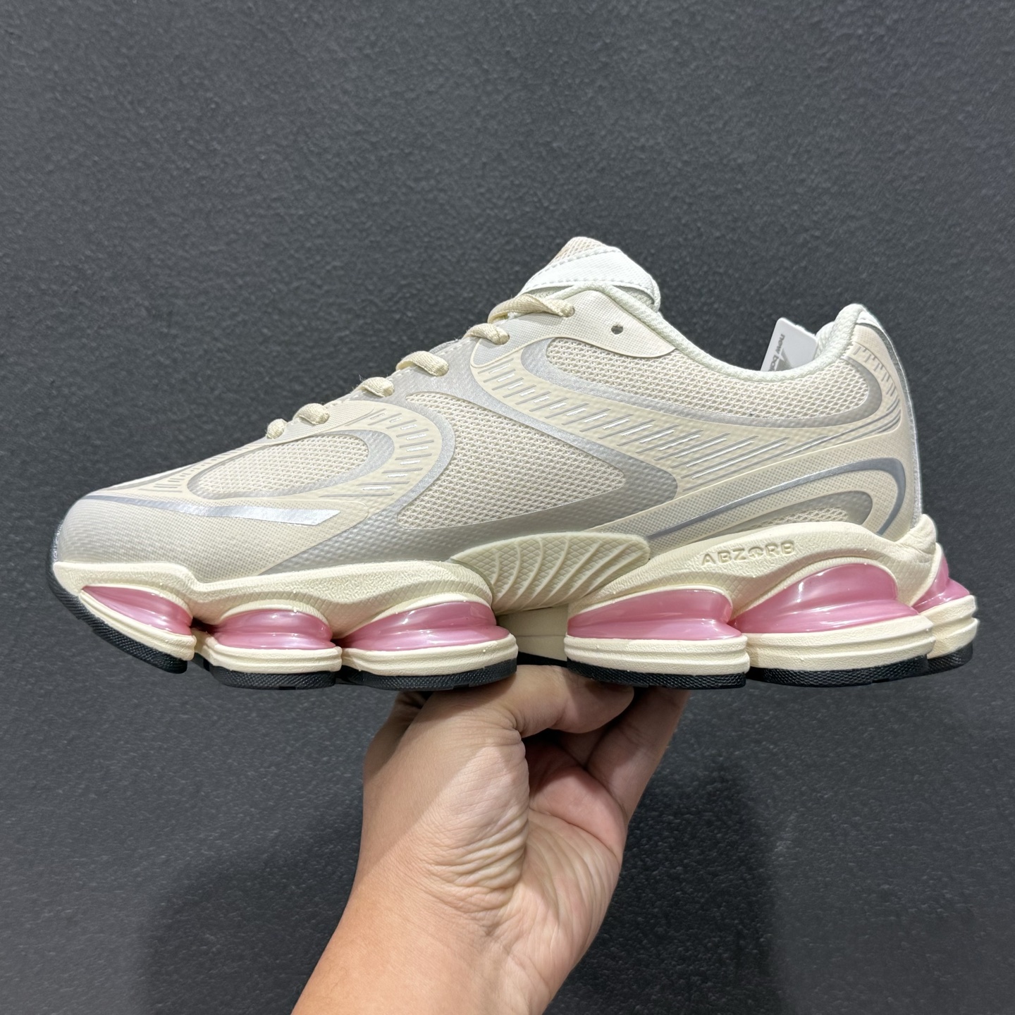 New Balance 新百伦 M2000系列 时尚百搭 织物人造革猪皮减震防滑耐磨低帮跑鞋 U20008XQ
