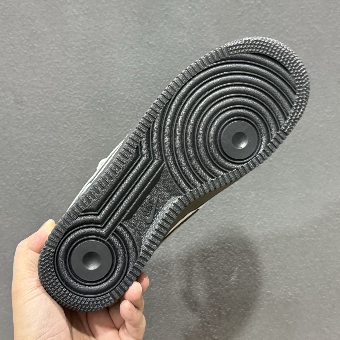 Nike Air Force 1'07 Low 冷调灰调碰撞酷黑 空军一号低帮休闲板鞋 XL1979-128