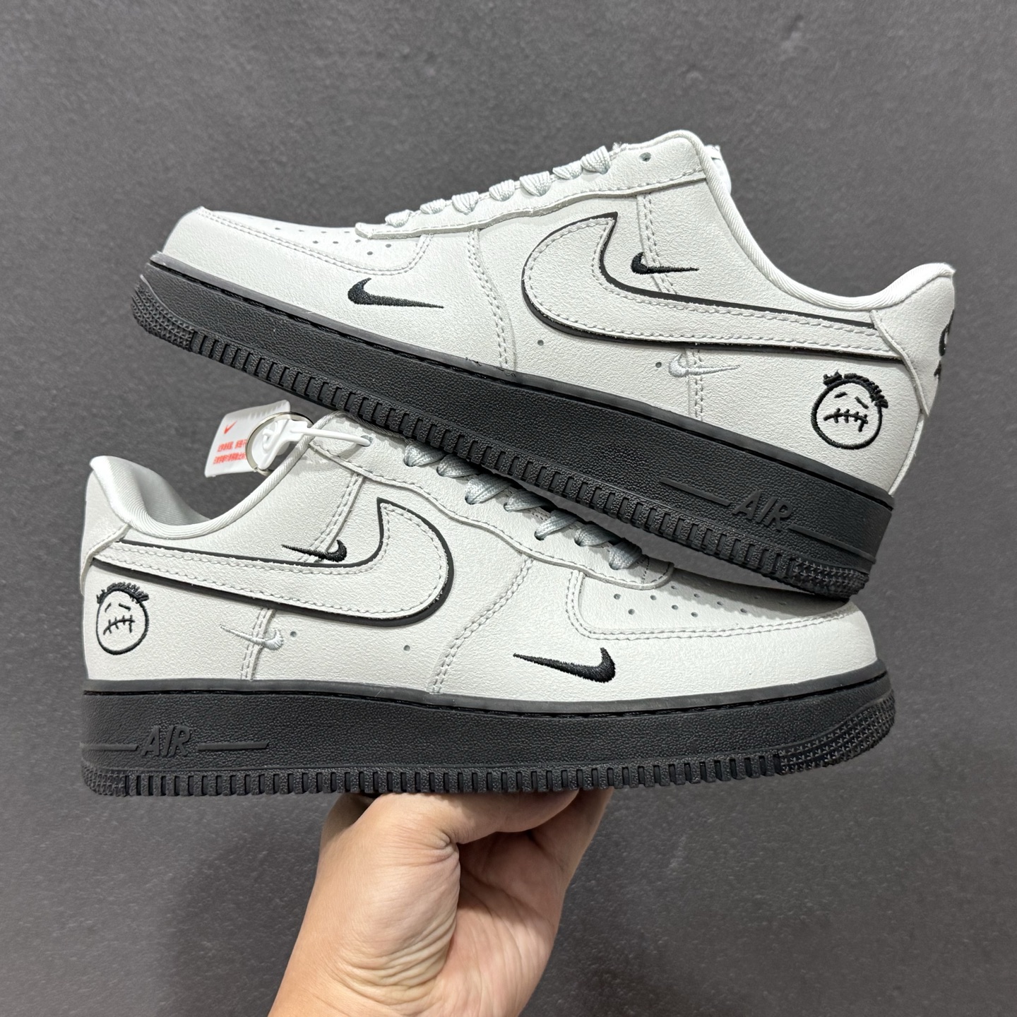 Nike Air Force 1'07 Low 冷调灰调碰撞酷黑 空军一号低帮休闲板鞋 XL1979-128