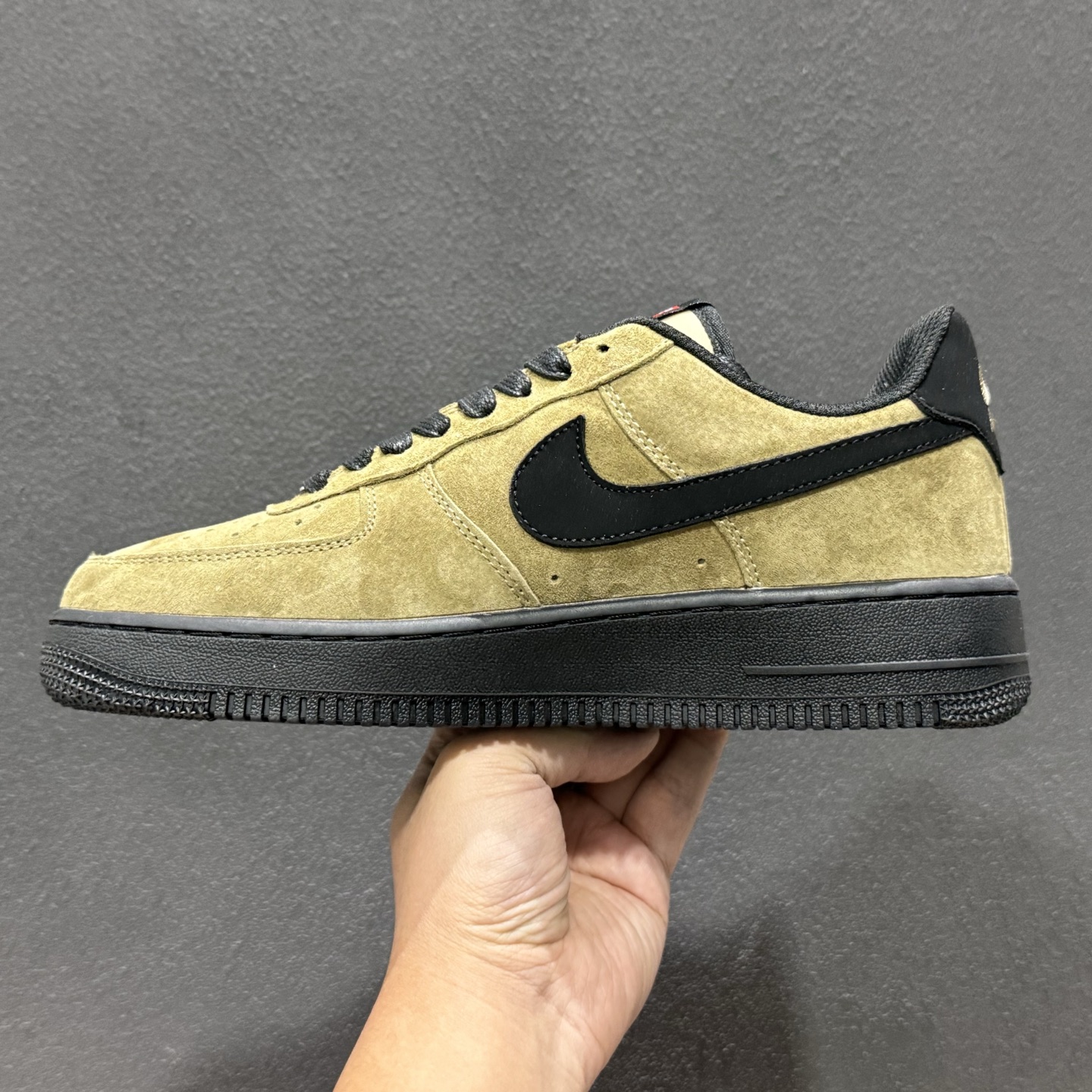 NIke Air Force 1 '07 Low “LV联名--卡其墨黑” 空军一号低帮 运动鞋 休闲鞋 DV5477-201