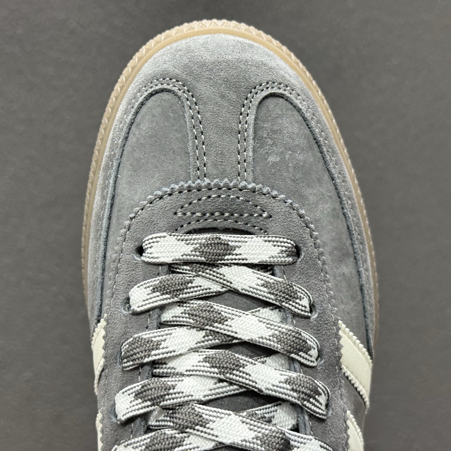 150 Adidas Handball Spezial KJ6303 阿迪达斯经典复古休闲板鞋-Chinese UA Cheap High Quatity Brand Clothes Bags handbags Sneakers wholesale wholesaler seller from China Factory suppliers Fashion Clothing Shoes best Quality Beautiful Price 150 Adidas Handball Spezial KJ6303 阿迪达斯经典复古休闲板鞋