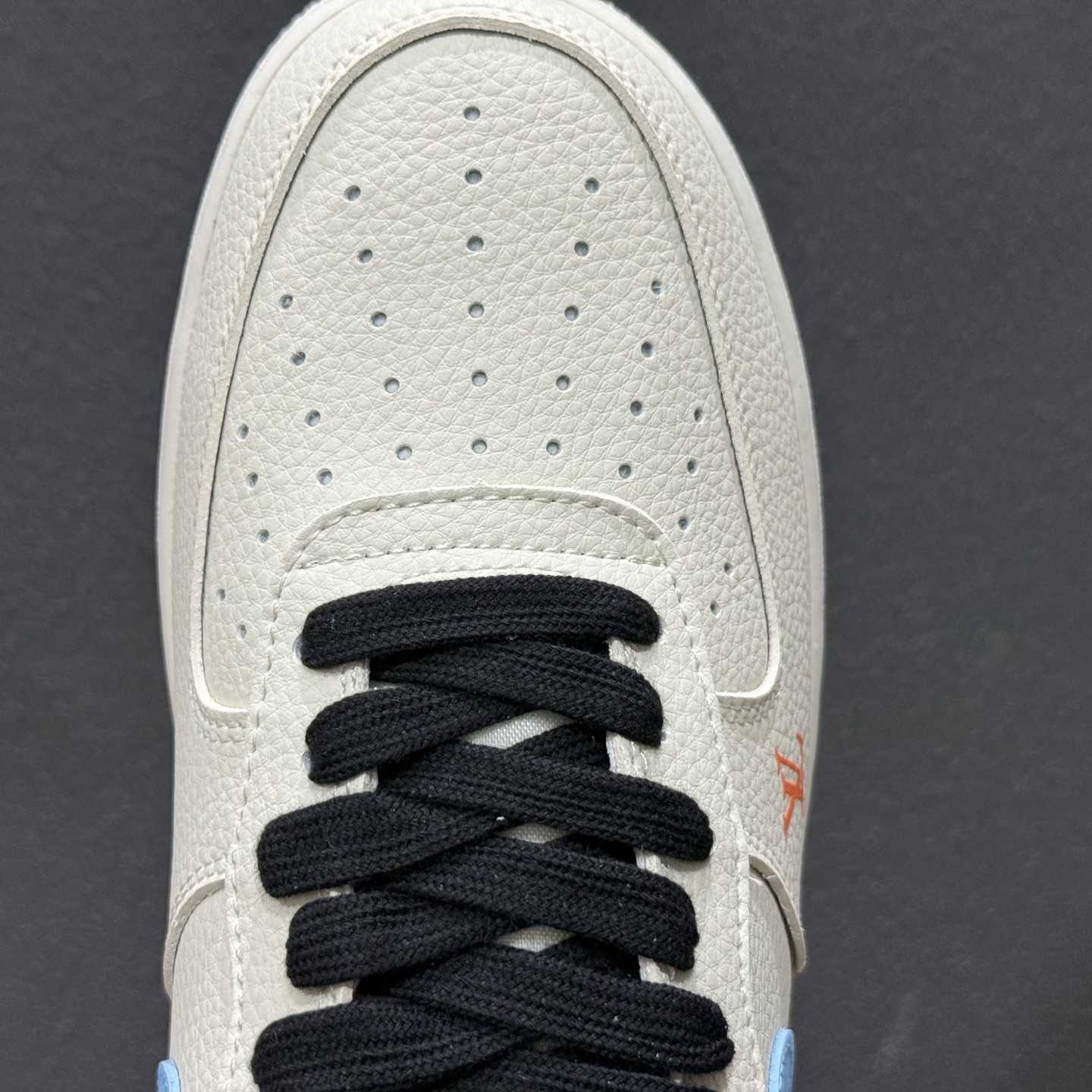 Nike Air Force 1'07 Low 联名马年限定 彩色拼接丝绸 空军一号低帮休闲板鞋 FV3694-100